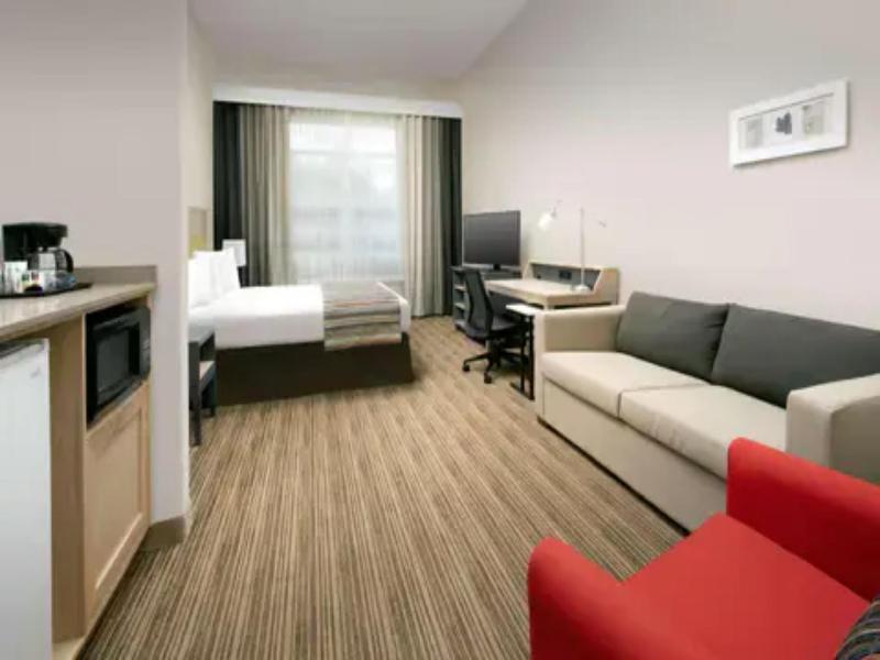 Country Inn & Suites By Radisson, Humble Iah East image