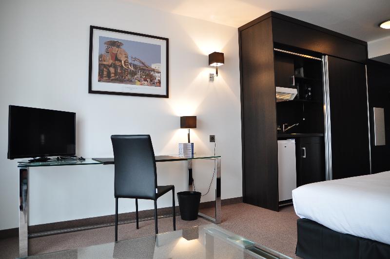 Westotel Life Appart'hôtels Carquefou  image