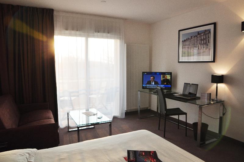 Westotel Life Appart'hôtels Carquefou  image