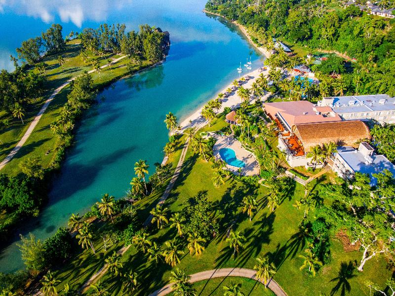 Holiday Inn Resort Vanuatu image