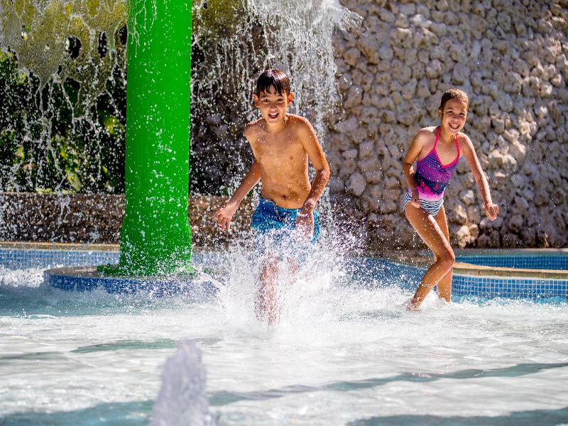 Holiday Inn Resort Vanuatu image