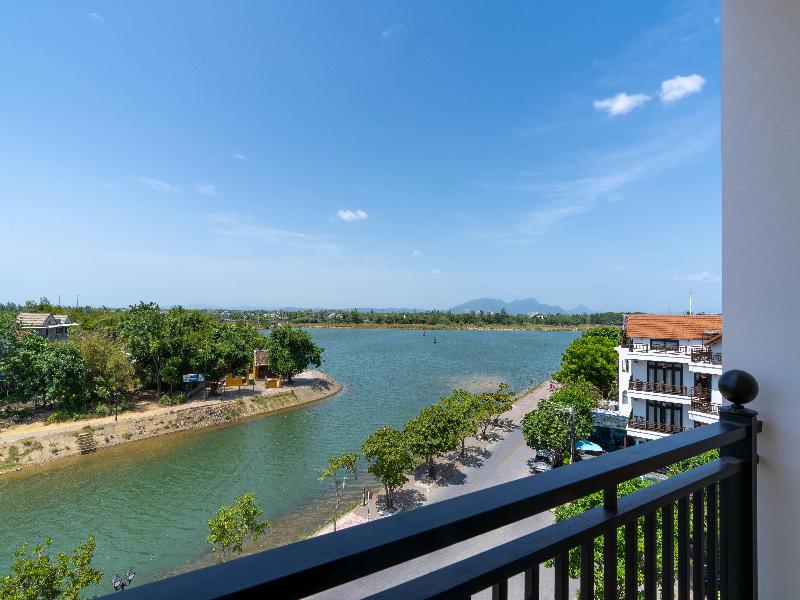 Royal Riverside Hoi An Hotel image