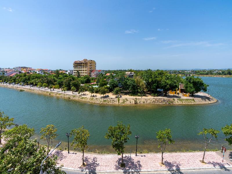 Royal Riverside Hoi An Hotel image