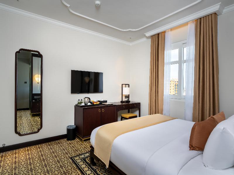 Royal Riverside Hoi An Hotel image