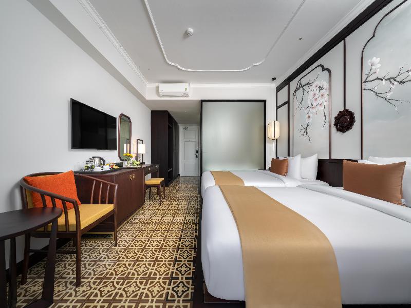 Royal Riverside Hoi An Hotel image