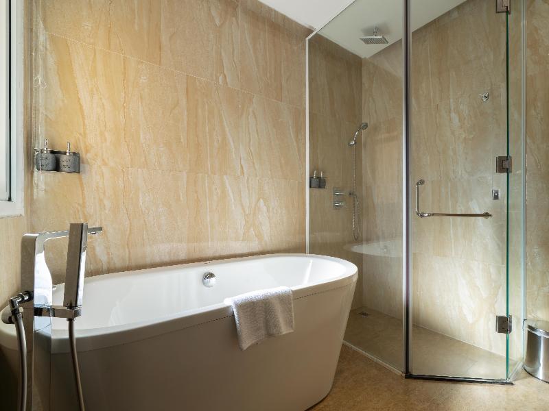 Royal Riverside Hoi An Hotel image