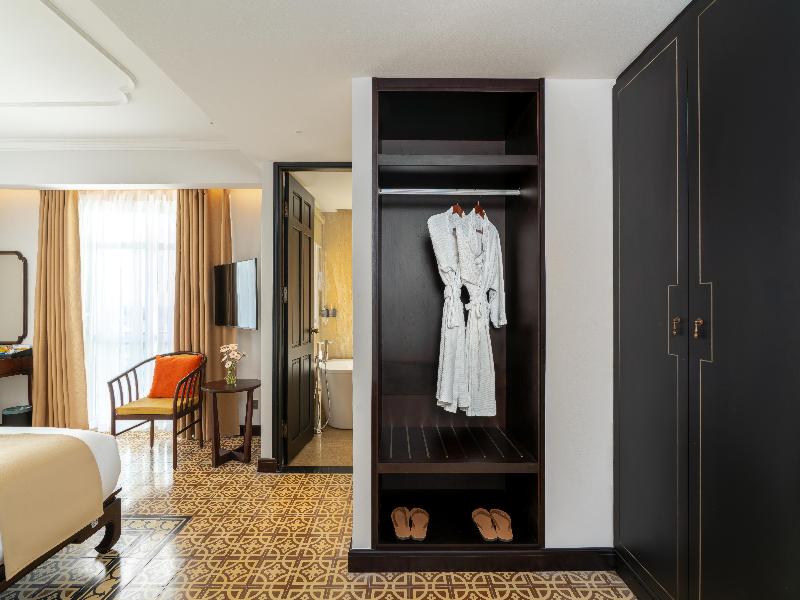 Royal Riverside Hoi An Hotel image