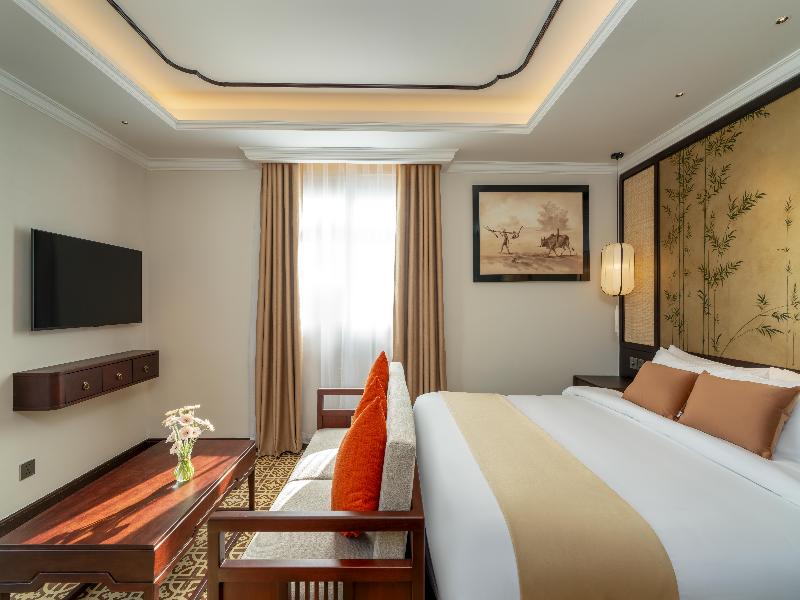 Royal Riverside Hoi An Hotel image