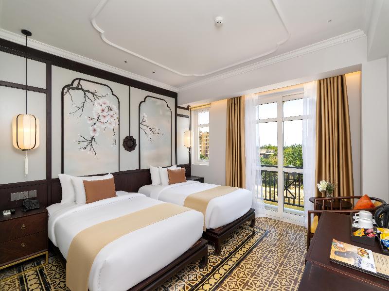 Royal Riverside Hoi An Hotel image