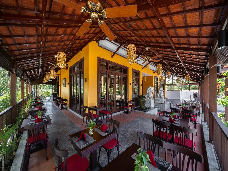 Royal Riverside Hoi An Hotel image