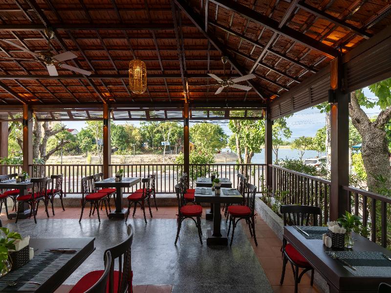 Royal Riverside Hoi An Hotel image