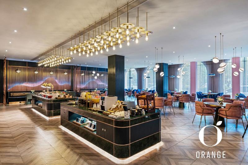 Orange Hotel (Qingdao May 4th Square) image