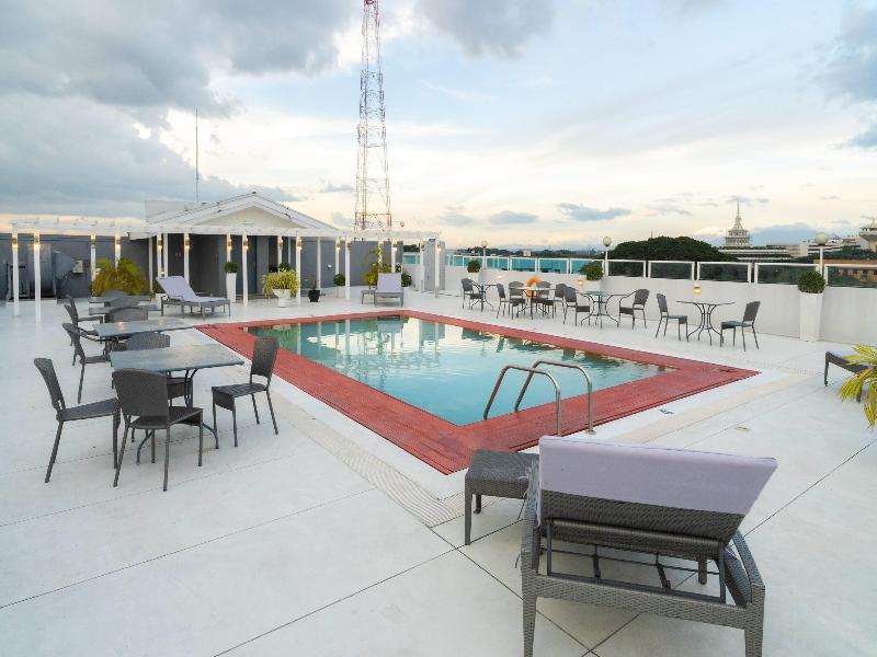 Microtel By Wyndham UP Technohub image