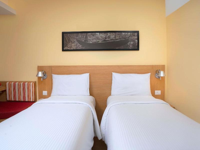 Ibis Coimbatore City Centre image