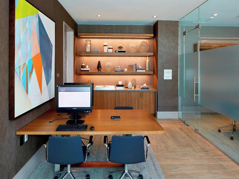 AC Hotel Atlanta Buckhead at Phipps Plaza image