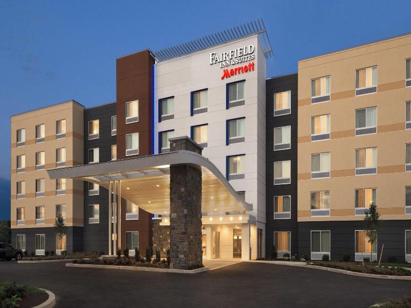 Fairfield Inn&Suites Lancaster East at The Outlets image