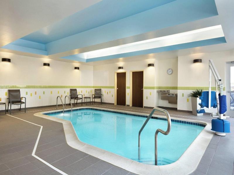 Fairfield Inn&Suites Lancaster East at The Outlets image