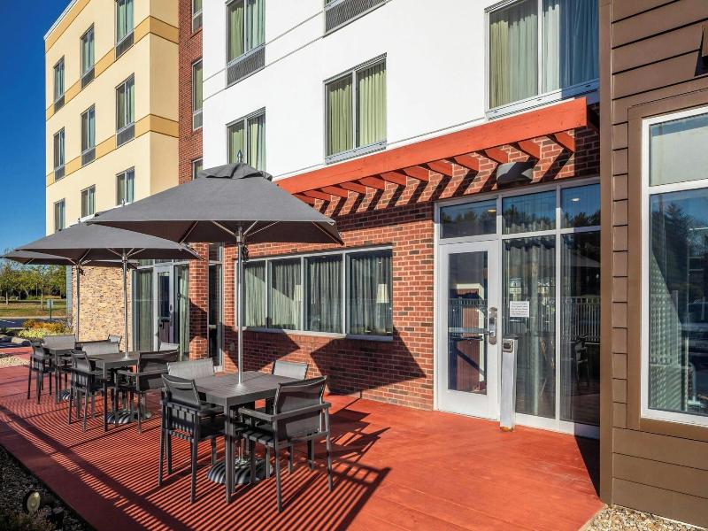 Fairfield Inn & Suites Akron Stow image