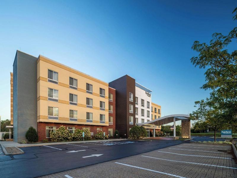 Fairfield Inn & Suites Akron Stow image