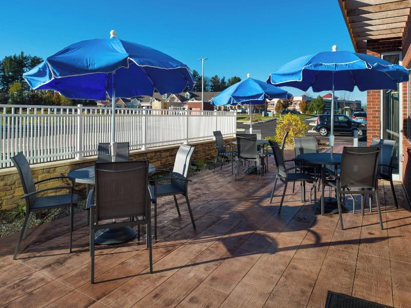 Fairfield Inn & Suites Akron Stow image