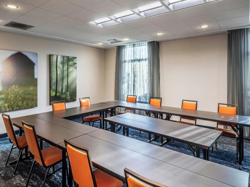 Fairfield Inn & Suites Akron Stow image