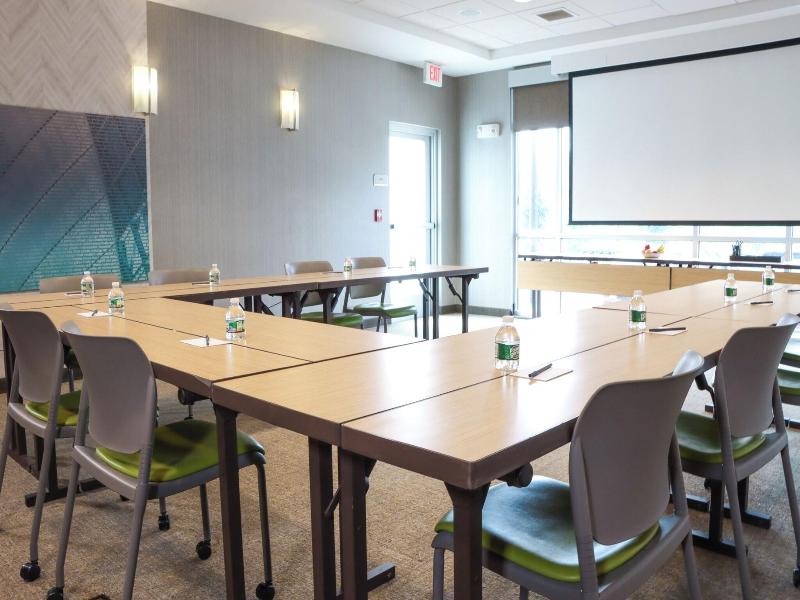 SpringHill Suites Somerset Franklin Township image