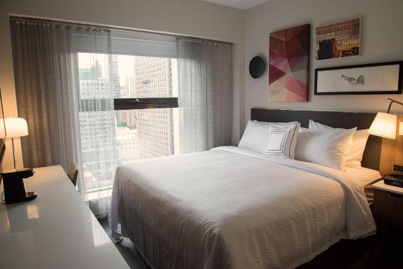 Fairfield Inn & Suites NY Manhattan/Central Park image