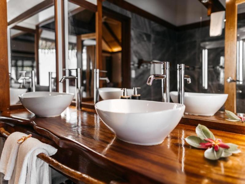 Tamanu Beach Resort image