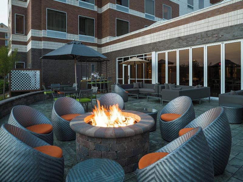 Fairfield Inn & Suites Chicago Schaumburg image