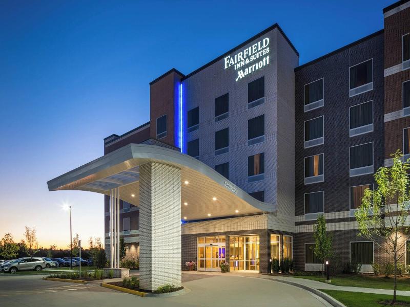 Fairfield Inn & Suites Chicago Schaumburg image