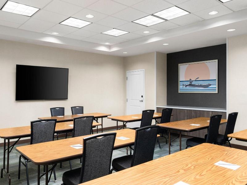 Residence Inn Milwaukee West image