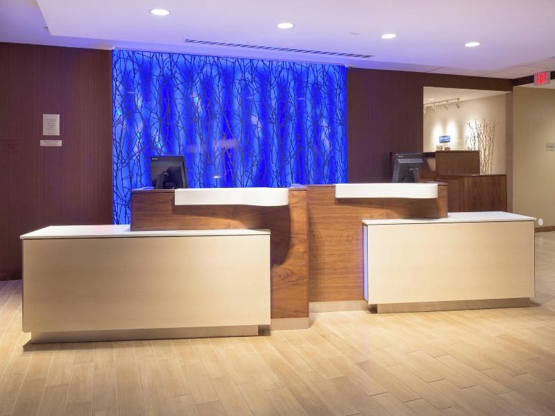 Fairfield Inn & Suites Burlington