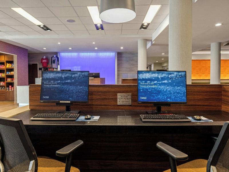 Fairfield Inn & Suites Nashville MetroCenter