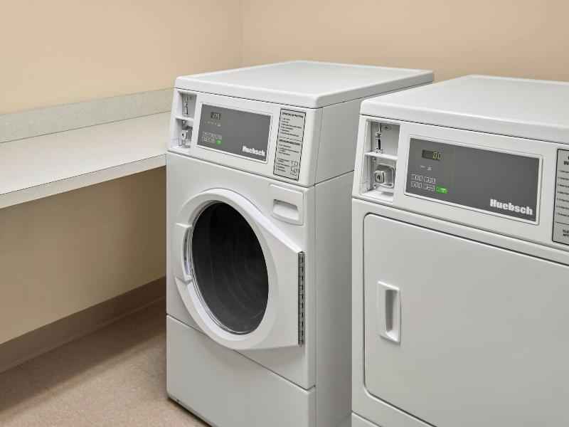 Fairfield Inn & Suites Charlotte Airport image