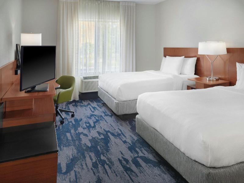 Fairfield Inn & Suites Charlotte Airport image