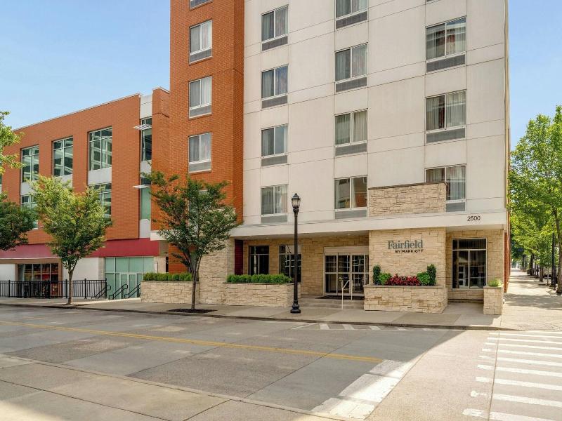 Fairfield Inn &Suites Cincinnati Uptown/University image