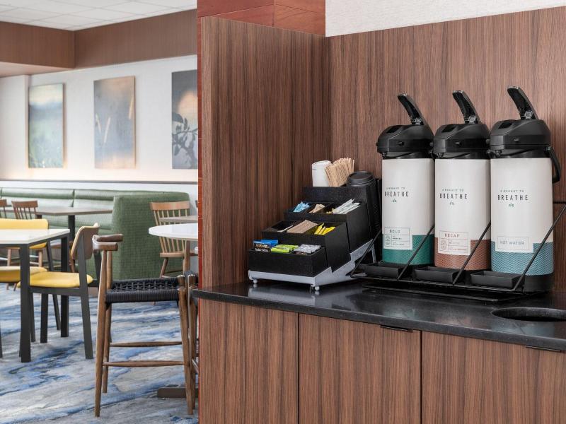 Fairfield Inn & Suites Martinsburg image