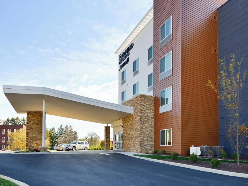Fairfield Inn & Suites Martinsburg image