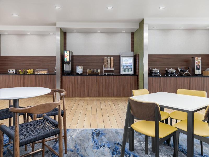 Fairfield Inn & Suites Martinsburg image