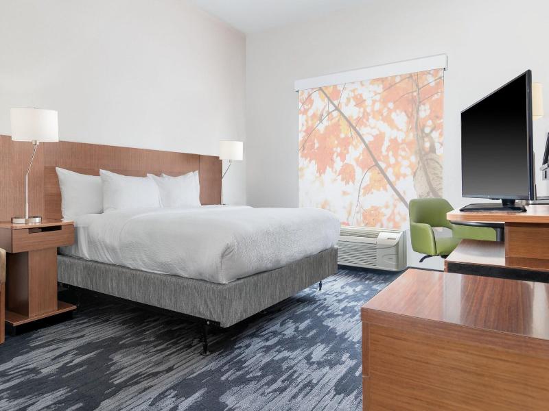 Fairfield Inn & Suites Martinsburg image
