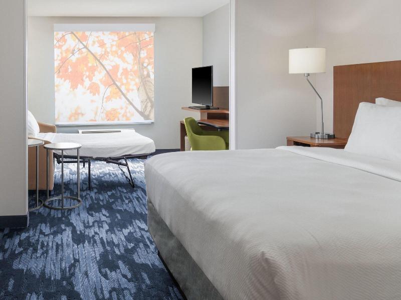 Fairfield Inn & Suites Martinsburg image