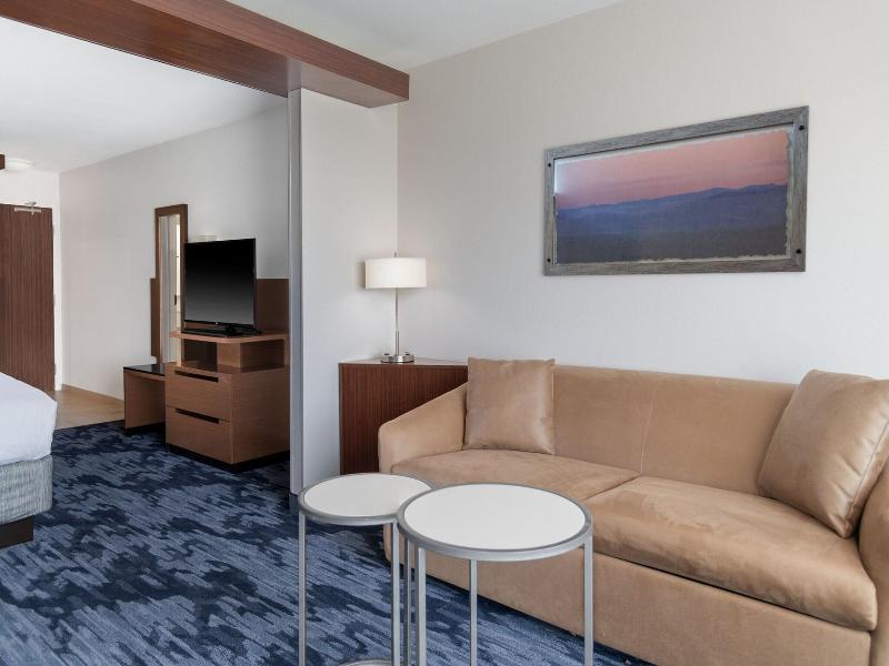 Fairfield Inn & Suites Martinsburg image