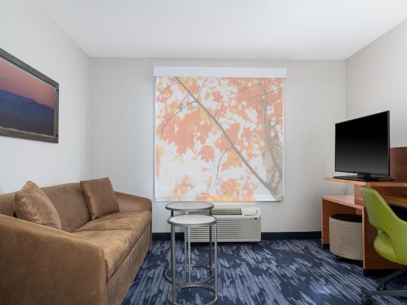 Fairfield Inn & Suites Martinsburg image