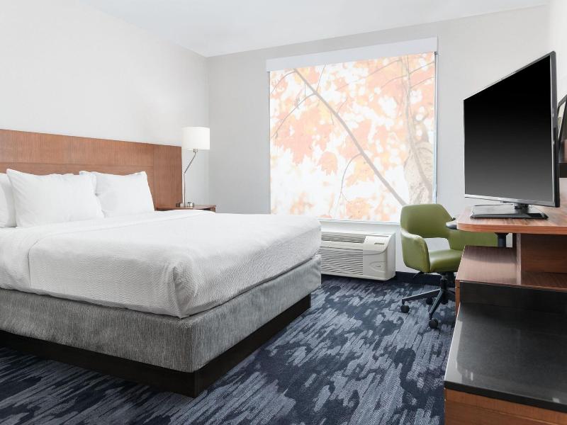 Fairfield Inn & Suites Martinsburg image