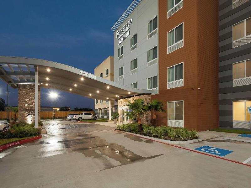 Fairfield Inn&Suites Houston Northwest/Willowbrook image
