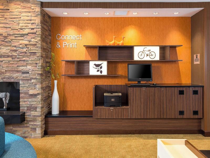Fairfield Inn & Suites Sacramento Folsom image