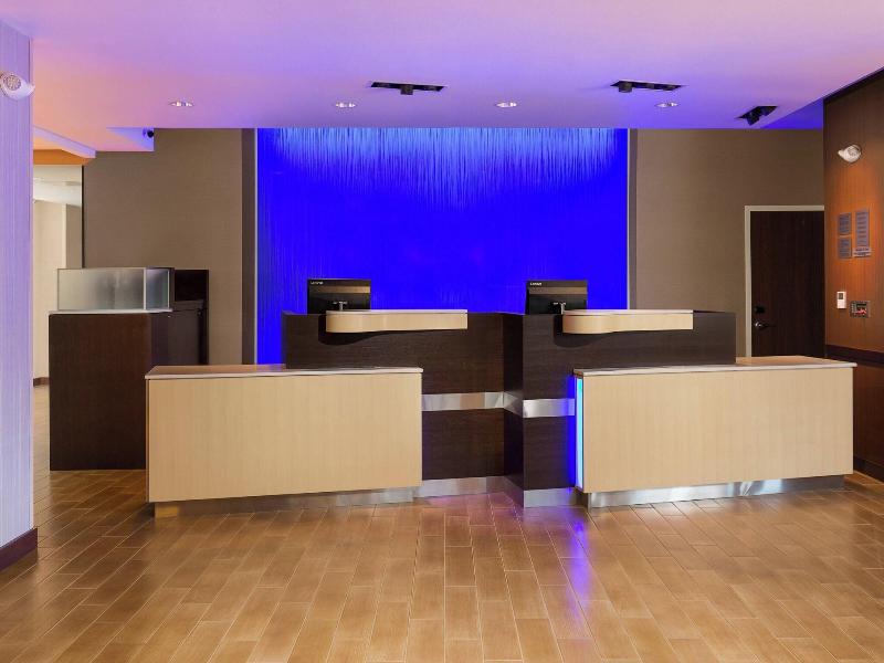 Fairfield Inn & Suites Sacramento Folsom image