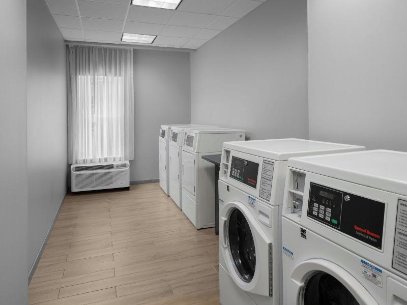 Fairfield Inn & Suites Savannah Downtown image