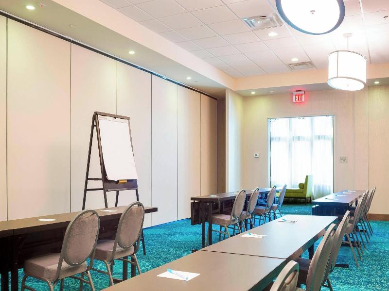 Fairfield Inn & Suites Savannah Downtown image