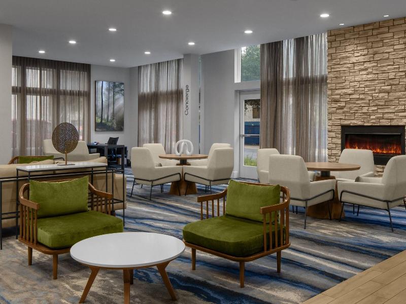 Fairfield Inn & Suites Savannah Downtown image